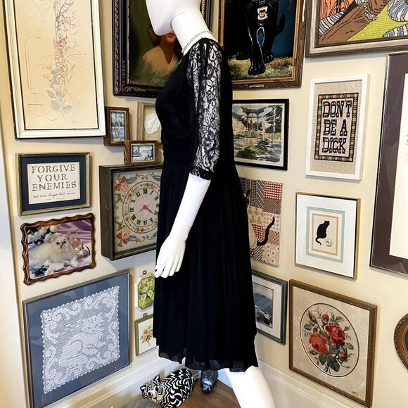 60s Vintage Black Lace Half Sleeve Midi Fit and Flare Cocktail Dress Size S - Picture 4 of 7